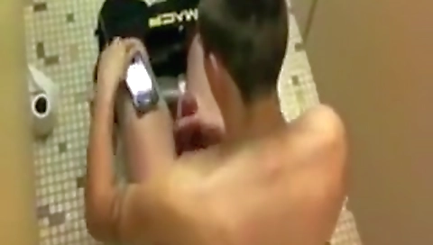 Shemal adventurower fucks like a slut