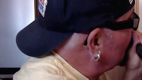 Hawt babe fucked in her pussy and mouth