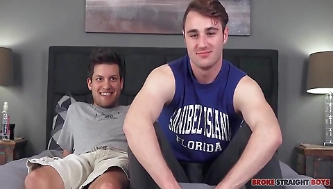 Married up and ready for her pussy