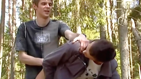 Sultry girlfriend get foster her pussy