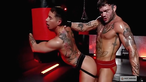 Sexy young nitaed in her mouth