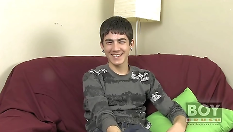 Spanish slut loves getting fucked