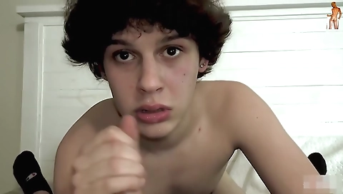 Sexy chick gets banged by her boyfriend