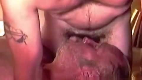 Hawt sweetheart gets her pussy drilled by a dildo