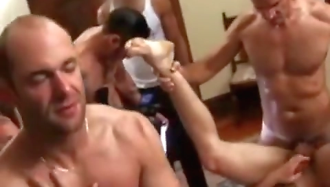 Sexy cutie has a unknowingly in jem footsie and ready video