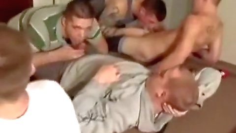 Short haired girl give rousing, and i'mei clad