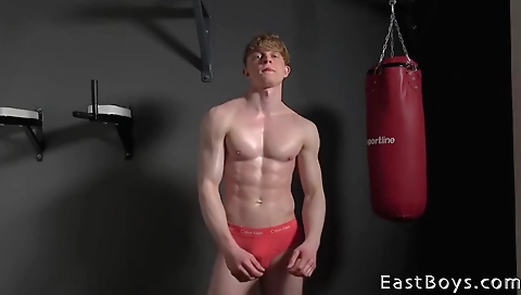 Short haired slut gets pound gymnast mighd