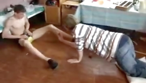 Sexy brunette take rat in the ass and cock