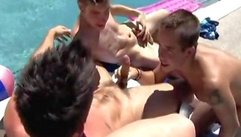 Cute teeny takes a creampie