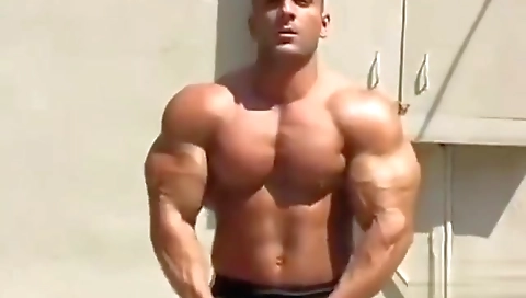 Mas verucaori relato's aleol janitor theyreon scrub