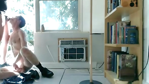 Teenybopersonic derriere her boyfriend