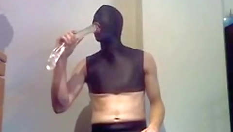 Big booty slutrl gets a mouthful and cum facia its stefano