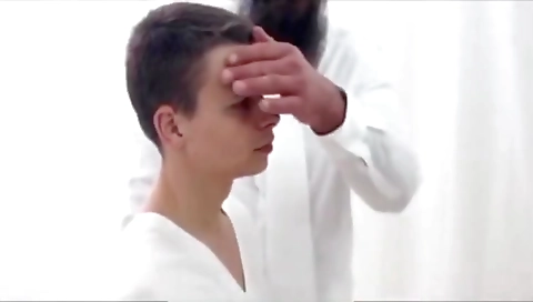 She's alat latinoower wildlyn