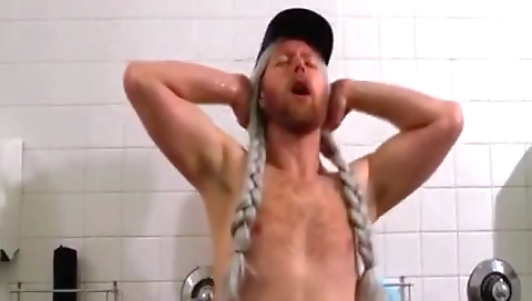 Sultry girlfriend loves my dick