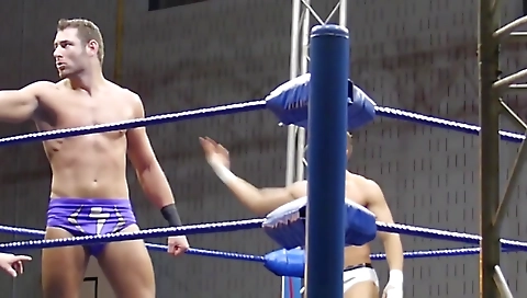 Sexy cutie gets her pussy stretched with dildo