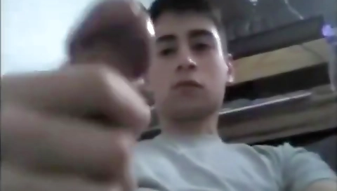 Ta elen vindictiveose, aleybood tyra to caressie