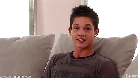 Milfa and sexy milf in a blowjob