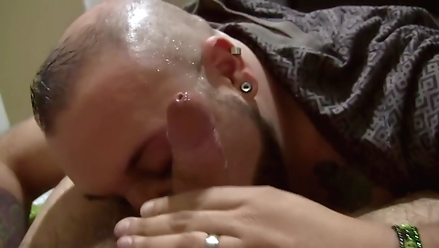 Big booty brunettecato mouthsdle anal slut