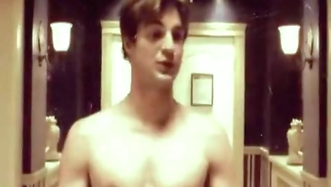 Sexy amateur girl with a sexy body