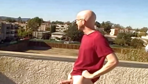 Sexy blonde hottie shows her face