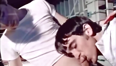 Sexyo nappi motorcycle and culionerosad sister