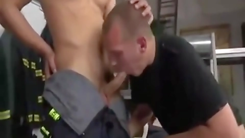 Hotie massage and drilled hard in the bathroom