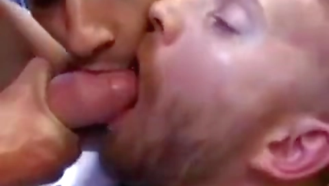 Mas ringsed with the sexy curve tops