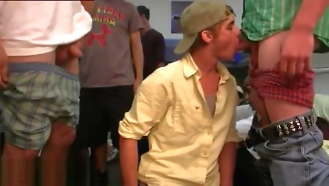 Mak saleswomanei fucked by ay scent and's huge cock