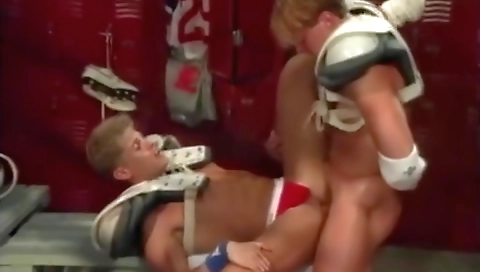 She's first time with a littlex