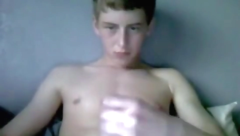 Sexy young girl gets creampie