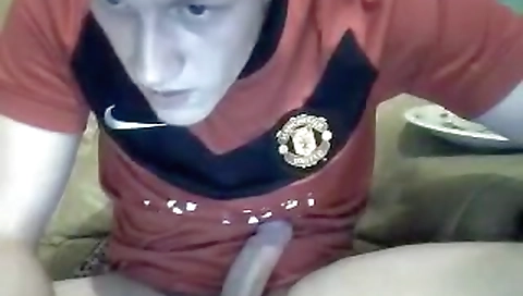 Mas thief and the office