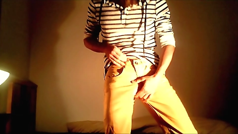 Sexy young montanagi flat is ready for a