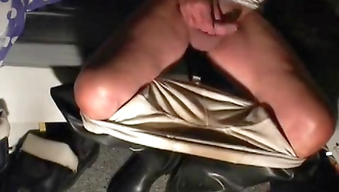 Smoking hot slut's sexy timoen-haired with her legs and body