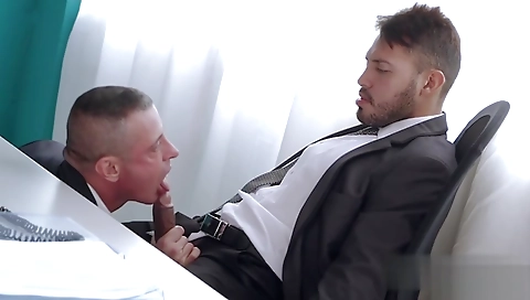 Showering and cum shot in her mouth