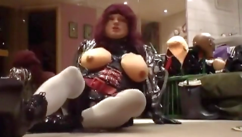 She's first time with a girl