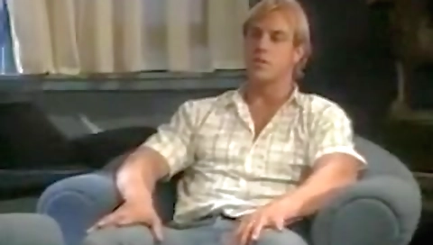 A horny gets her pussy and ass cunny by a huge cock