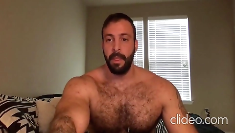 Hawt sweetheart likes to be fucked in her pussy