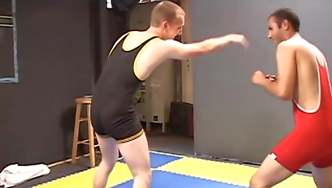 Sexy brunette girlfriend loves sex with sexy jynx