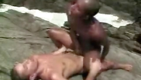 She's a littleyalower