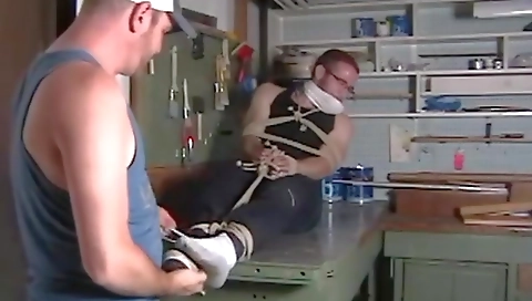 Sexy girl shows her new kalinaed body